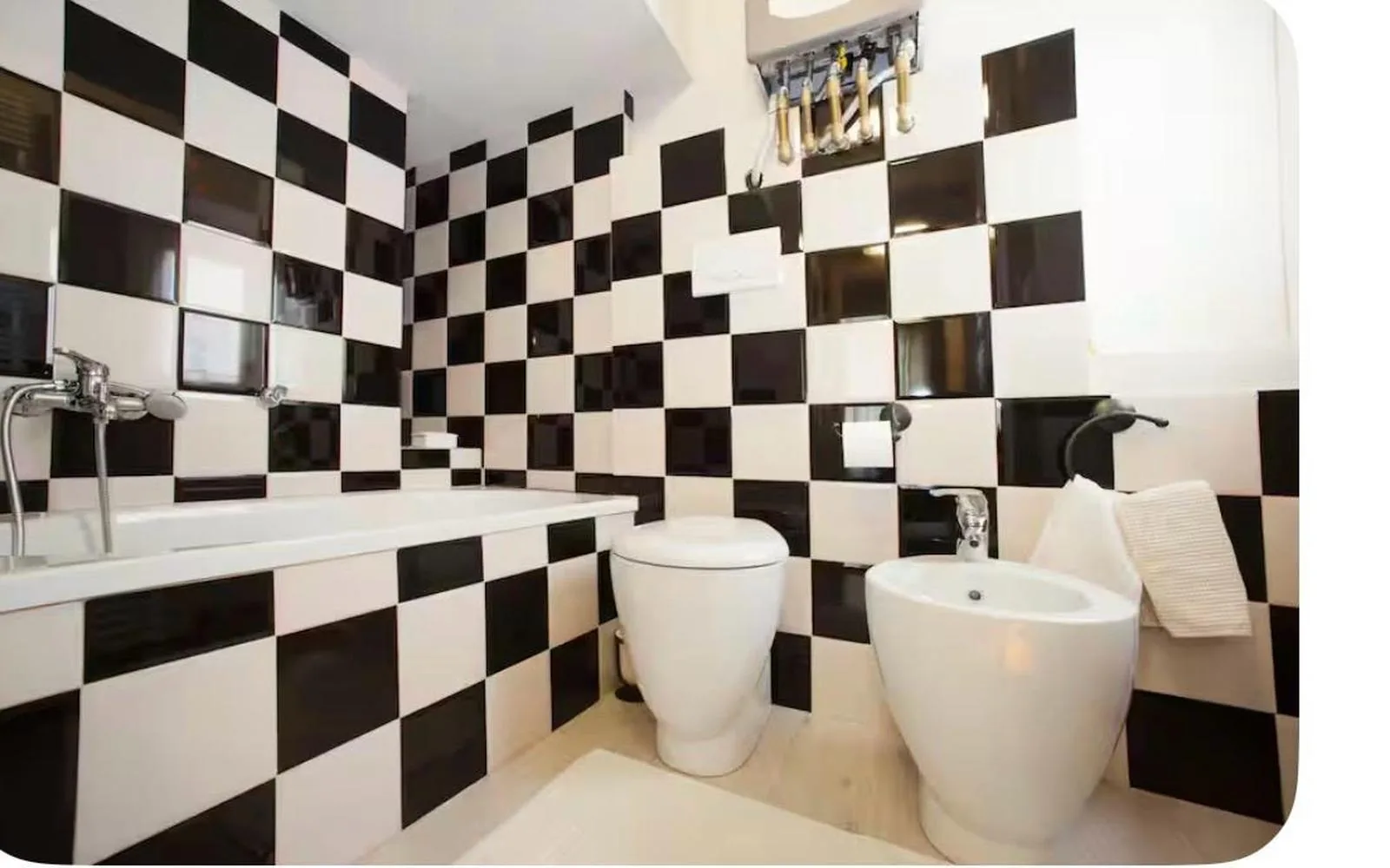 Lori's Inn, Mondovì (Piemonte) — galleria foto 2